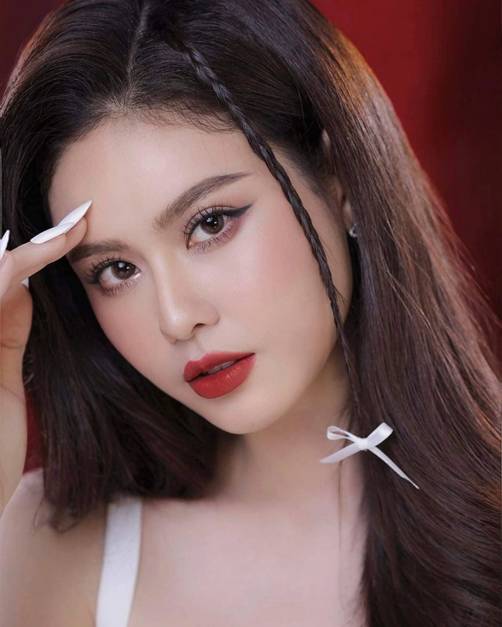 Ảnh avatar đẹp cho con gái cute mang nét ngọt ngào và dễ mến.