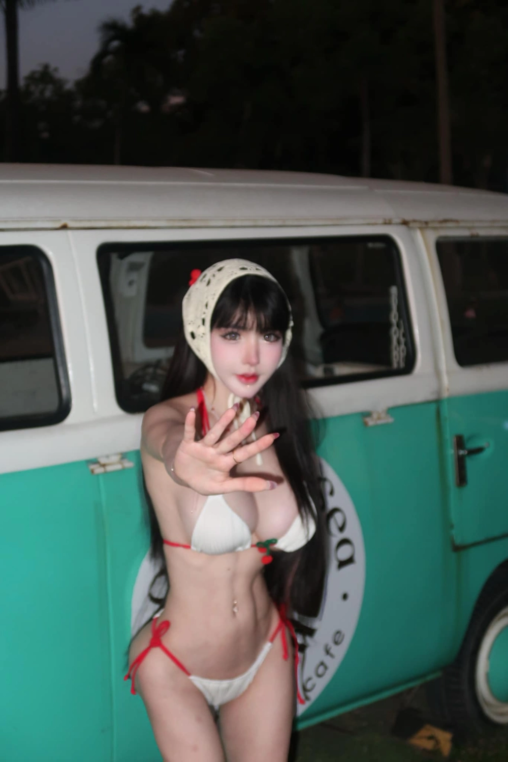 Ảnh gái sexy khoe vú khoe ngực căng tròn phong cách sexy nóng bỏng cuốn hút