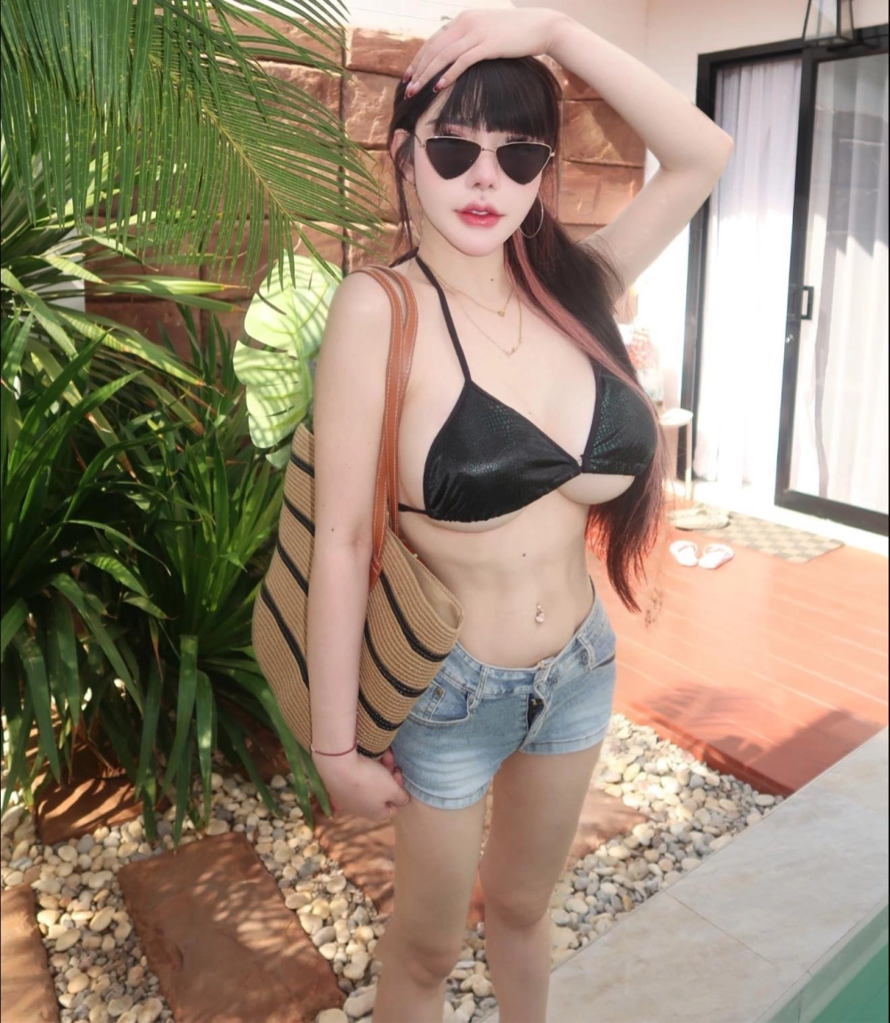 Ảnh gái trung quốc sexy cô Trung phong cách sexy gợi cảm nóng bỏng mê hoặc