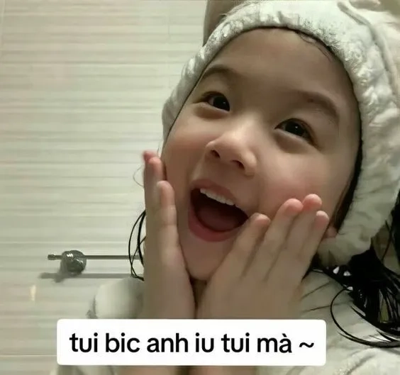Ảnh meme ngại thể hiện sự e dè đáng yêu