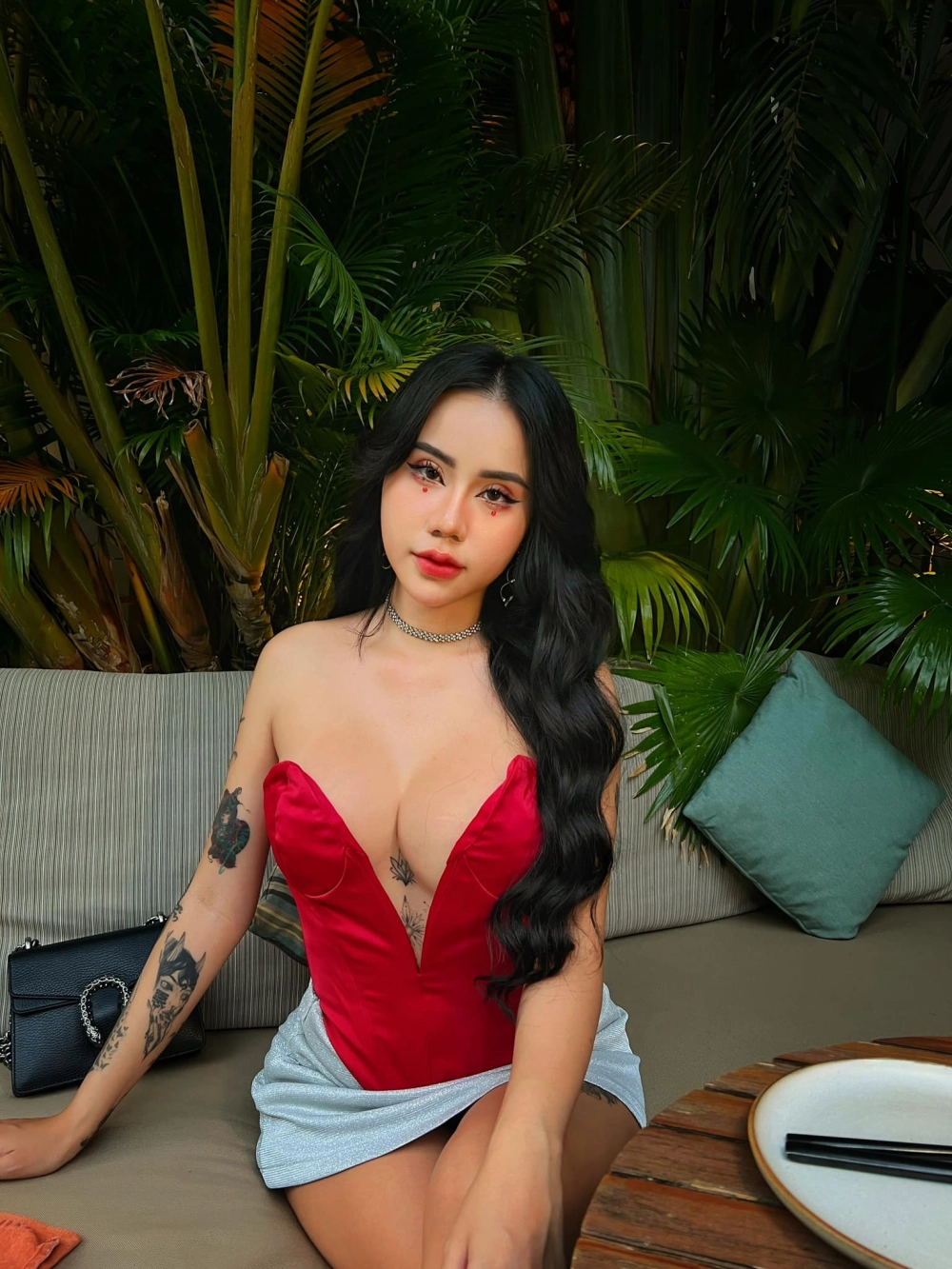 Ảnh sex asia váy ngắn lộ hàng dâm tình nóng bỏng max