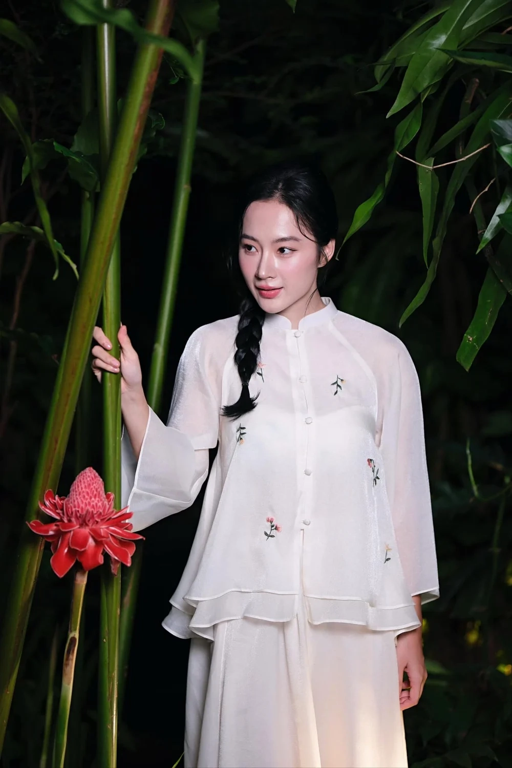 Bạn có biết Angela Phương Trinh sinh năm bao nhiêu không