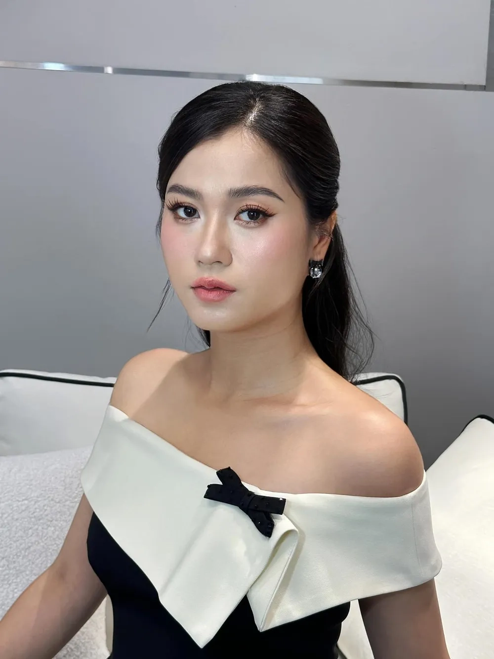 Bạn đoán đúng Lâm Vỹ Dạ sinh năm mấy chưa