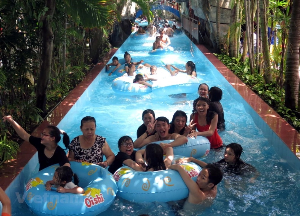 Bật mí công viên nước đầm sen có những trò chơi gì hấp dẫn