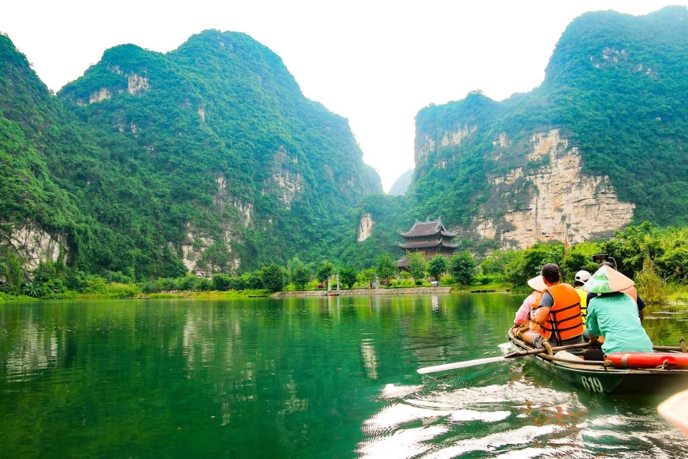 Cập nhật giá thuyền tràng an mới nhất