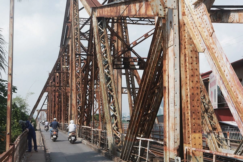 Cầu Long Biên hôm nay nhìn lại cầu Long Biên trong thời hiện đại
