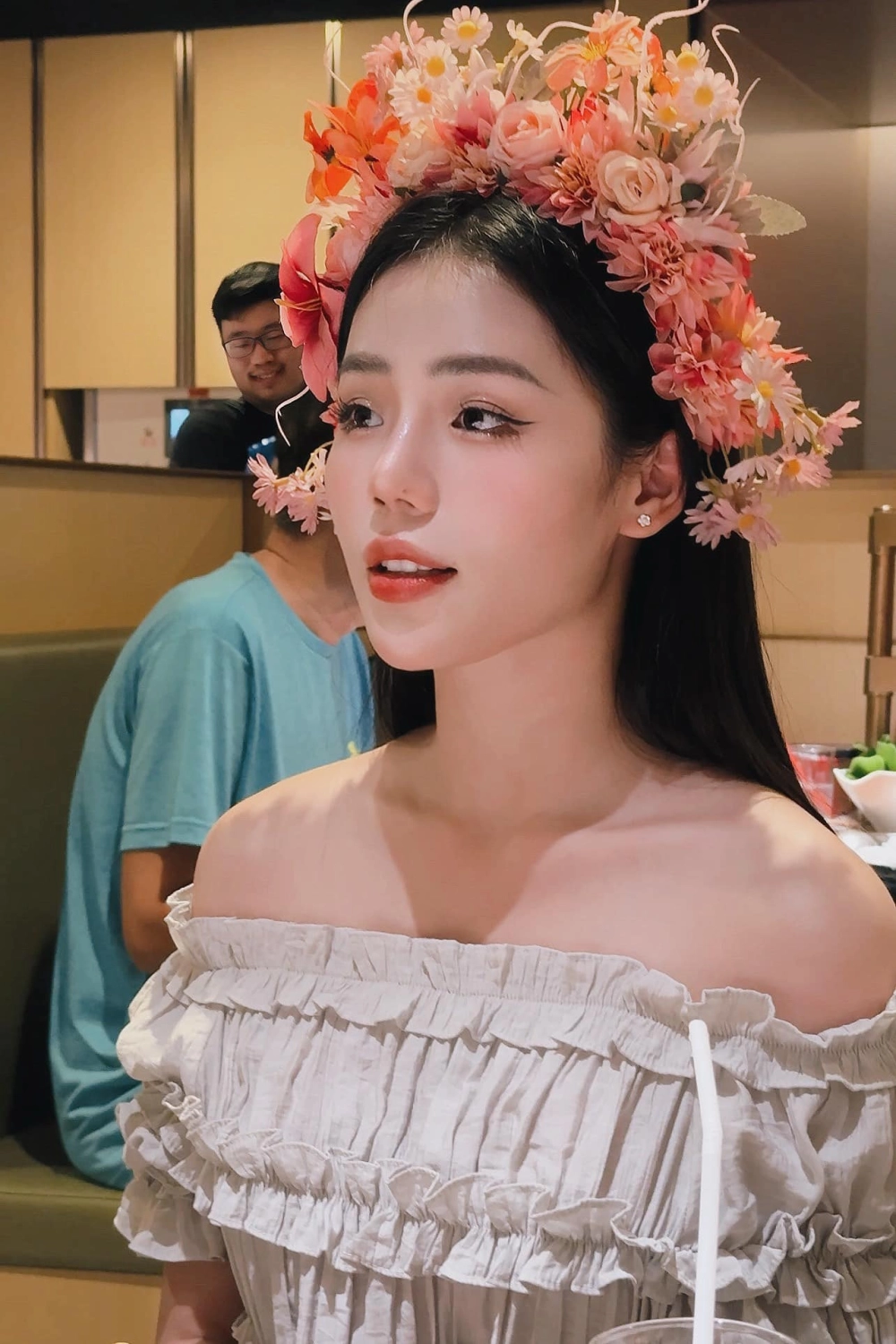 Chia sẻ playlist yêu thích của Nguyễn Hương Ly qua những bài hát tuyệt vời