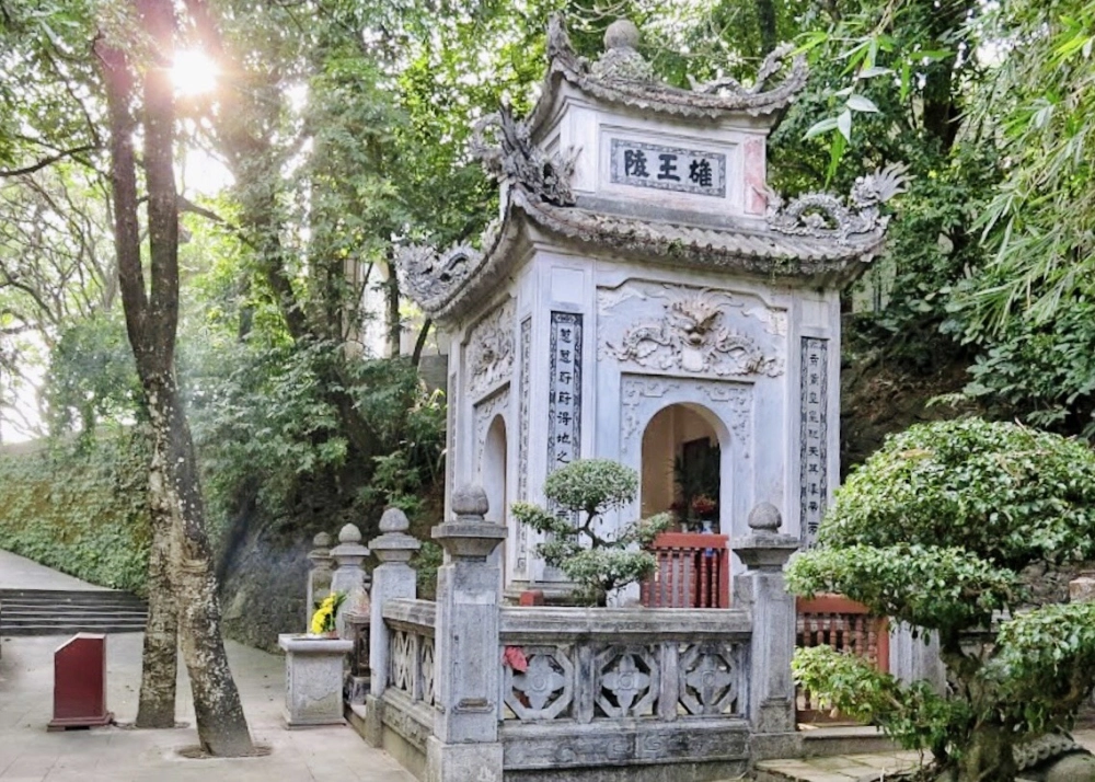 Chiêm ngưỡng toàn cảnh đền hùng từ trên cao