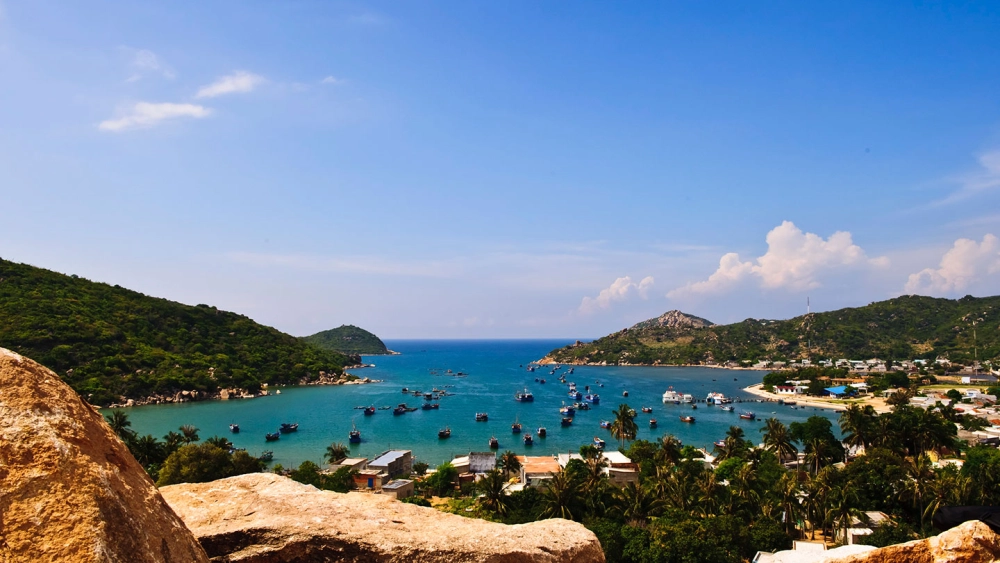 Chọn vịnh vĩnh hy tour trọn gói cho chuyến đi thêm vui