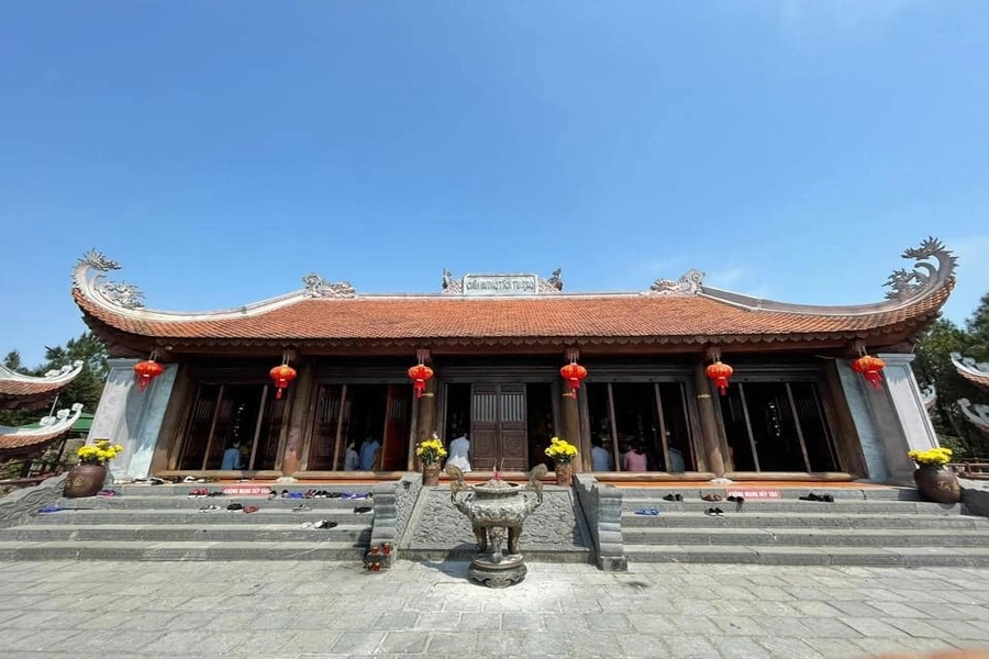 Chùa Hương Tích ở đâu, nằm trên núi Hồng Lĩnh