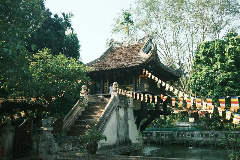 Chùa Một Cột thời Lý là biểu tượng của sự phát triển rực rỡ và đỉnh cao của nền văn hóa Phật giáo