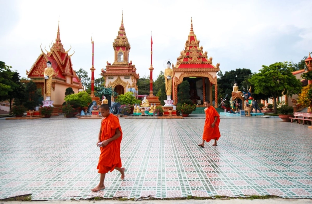 Chùa Xiêm Cán Khmer mang đậm bản sắc văn hóa Nam Bộ.