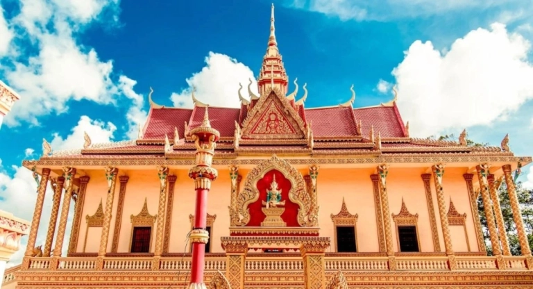 Chùa Xiêm Cán nét kiến trúc Khmer lộng lẫy bậc nhất miền Tây