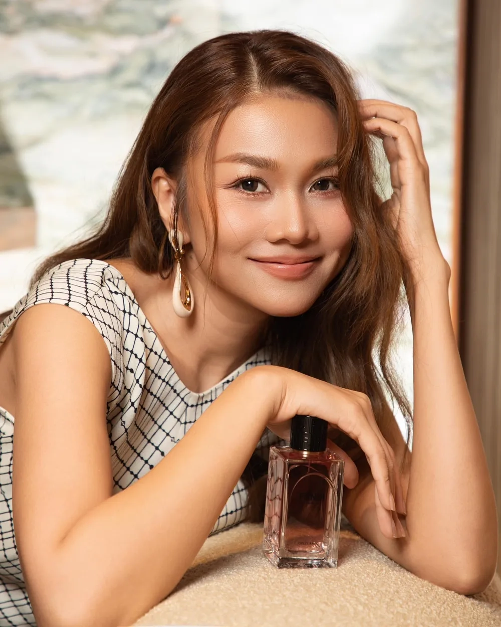 Cùng tìm hiểu về Thanh Hằng nghệ sĩ nổi bật
