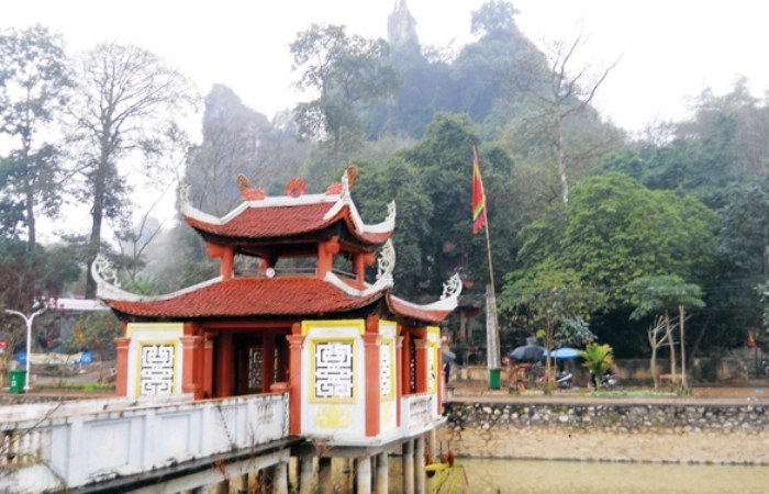 Đặc biệt về di tích lịch sử đền đuổm đáng xem