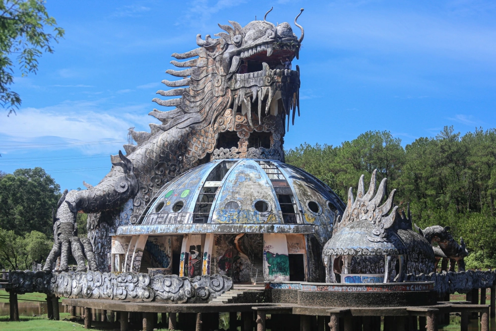 Dạo bước giữa hồ thuỷ tiên thủy bằng hương thủy thừa thiên huế