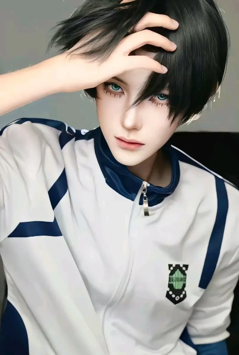 Đỉnh cao hóa trang với Rin Itoshi cosplay đẹp mắt