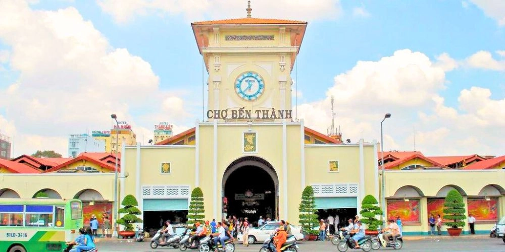 Đổi tiền nhanh gọn tại đổi tiền chợ bến thành tiện lợi