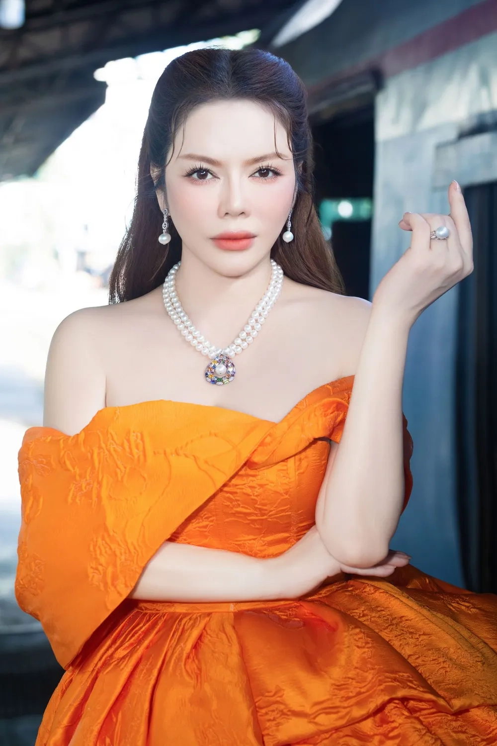 Gây bão mạng với Lý Nhã Kỳ Kiều Nữ và Đại Gia