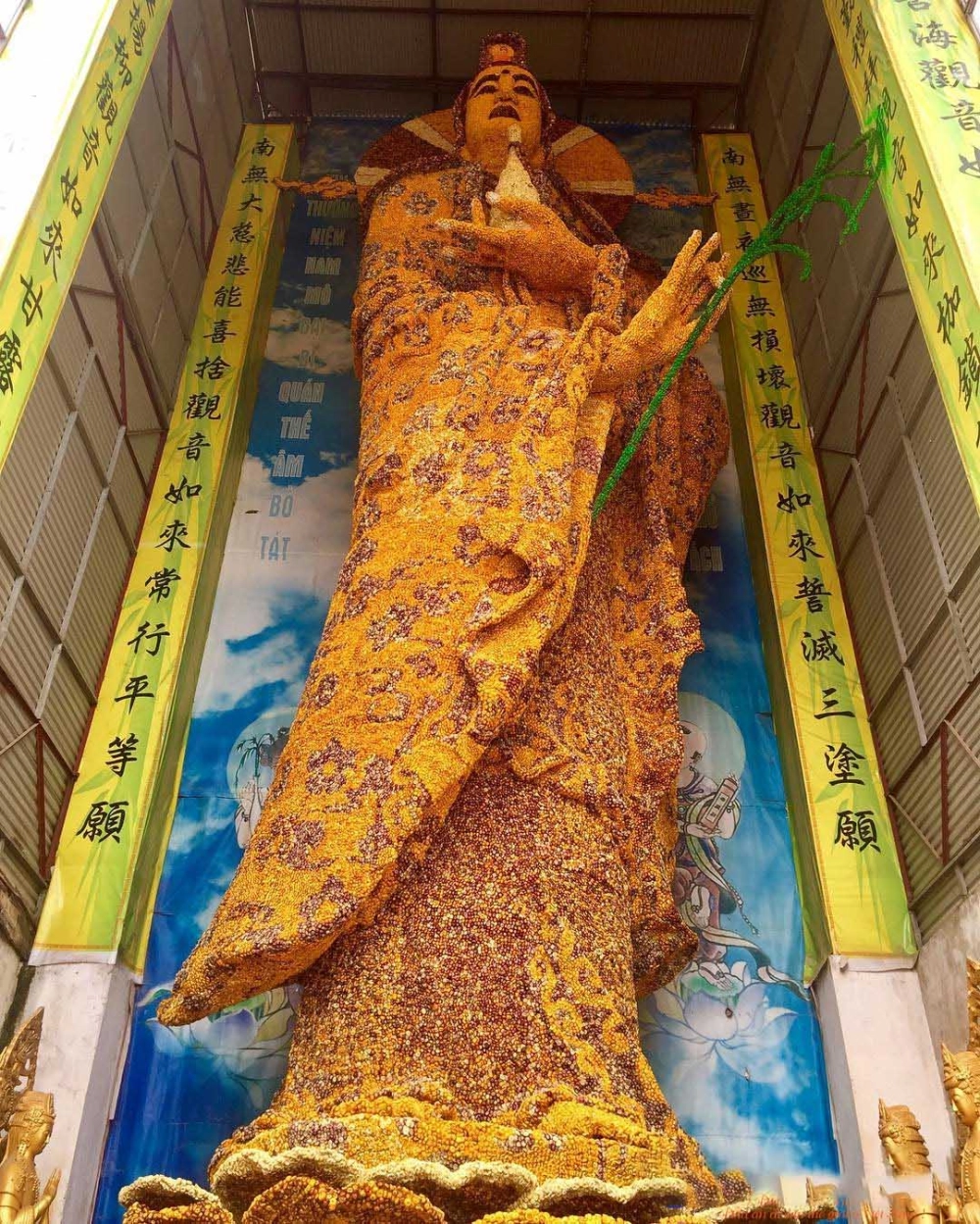Giới thiệu chùa linh phước mang kiến trúc Á Đông đặc sắc