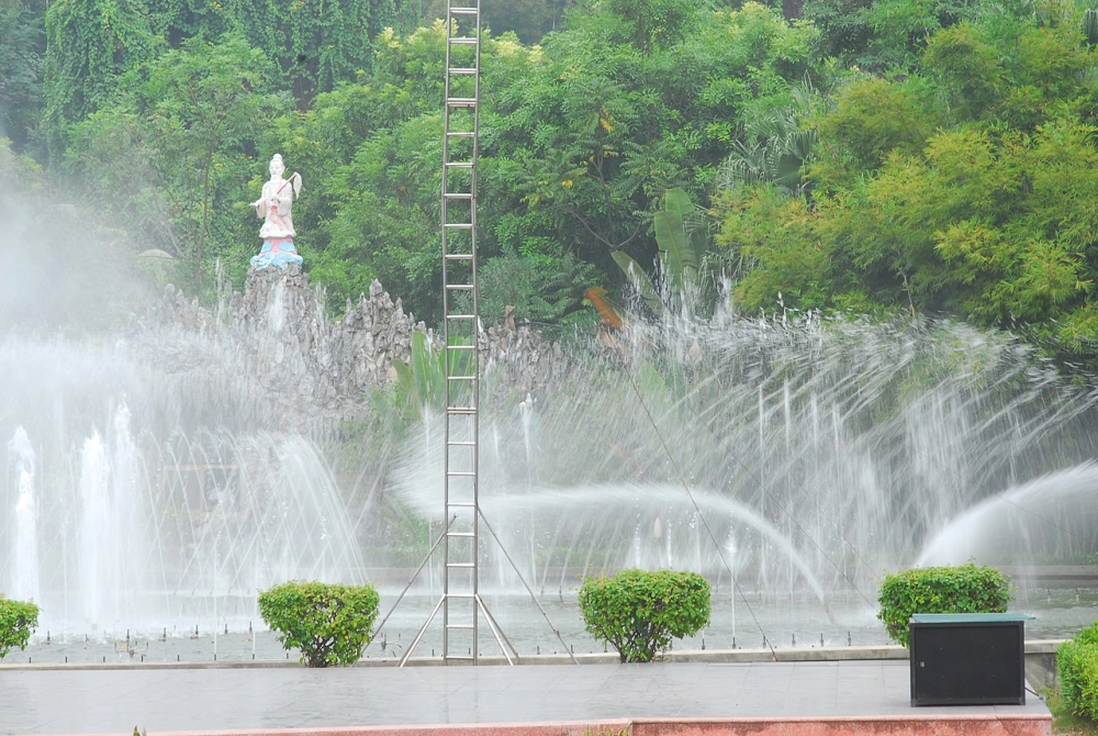Góc nhìn khác về thái nguyên hồ núi cốc nổi tiếng