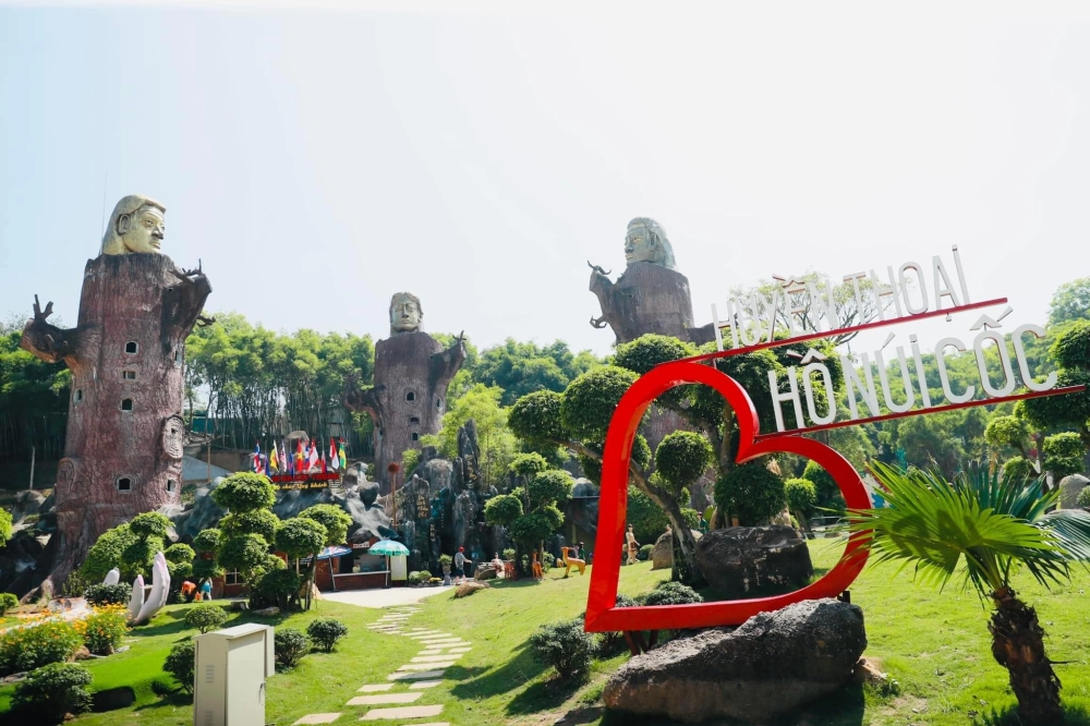 Gợi ý thú vị hồ cốc có gì chơi không thể bỏ lỡ
