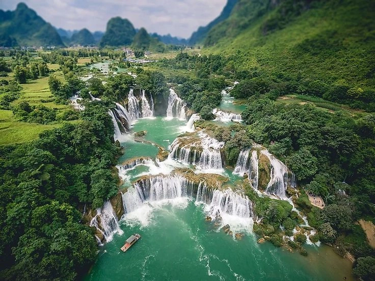 Hành trình từ cao bằng đi thác bản giốc