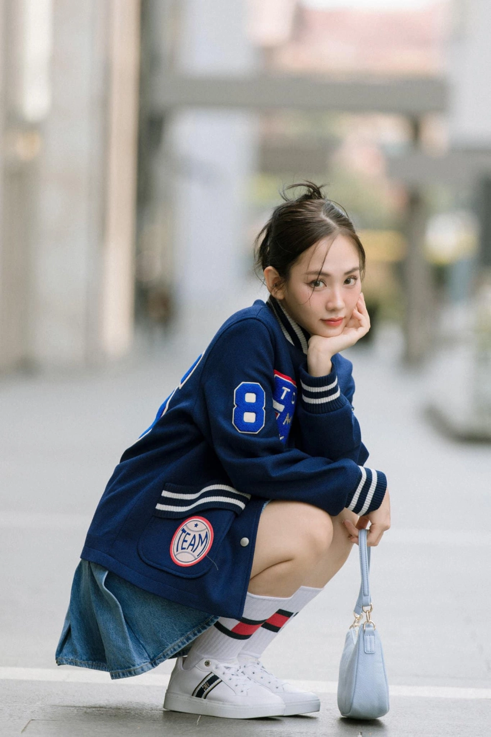 Huỳnh Nguyễn Mai Phương sang Mỹ chuẩn bị du học