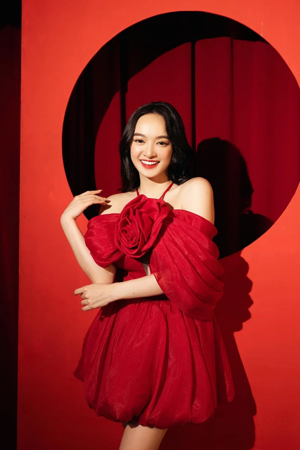 Kaity Nguyễn là ai mà được quan tâm đến vậy