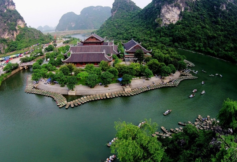 Khám phá 15 địa điểm du lịch Ninh Bình hấp dẫn nhất năm 2026