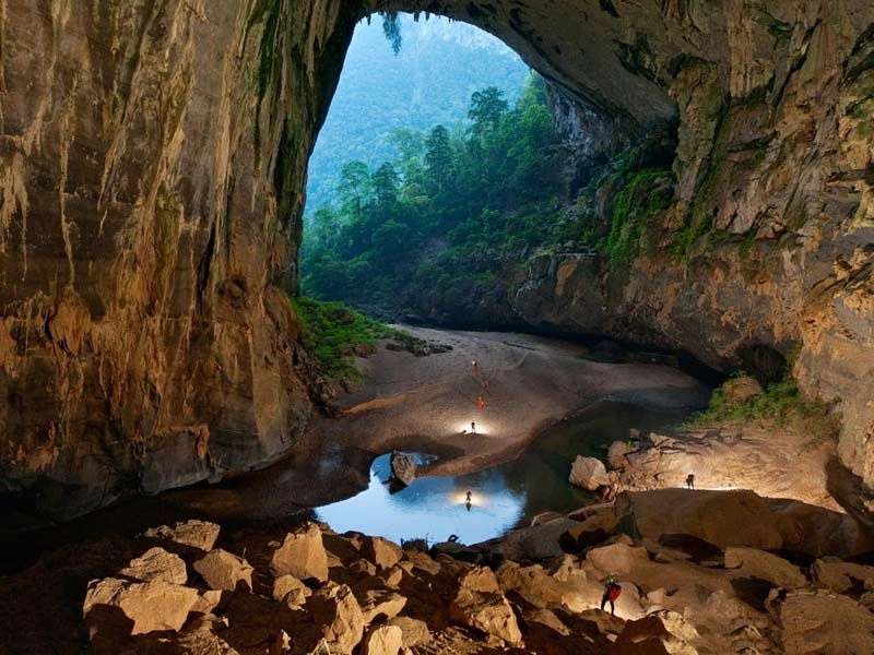 Khám phá ảnh thiên nhiên kỳ thú hang sơn đoòng độc đáo