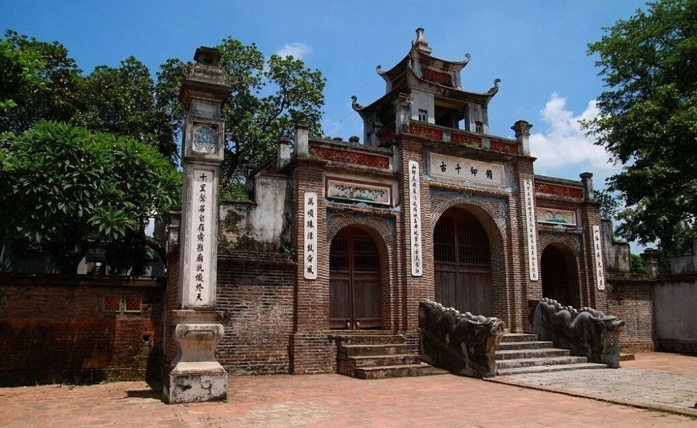 Khám phá khu di tích thành Cổ Loa qua từng bước chân thời gian