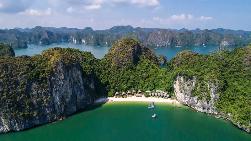 Khám phá tour du thuyền vịnh lan hạ trong 1 ngày