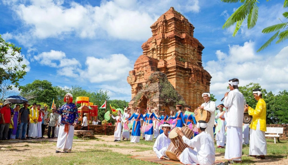 Khám phá vị trí của tháp nhạn nằm ở đâu