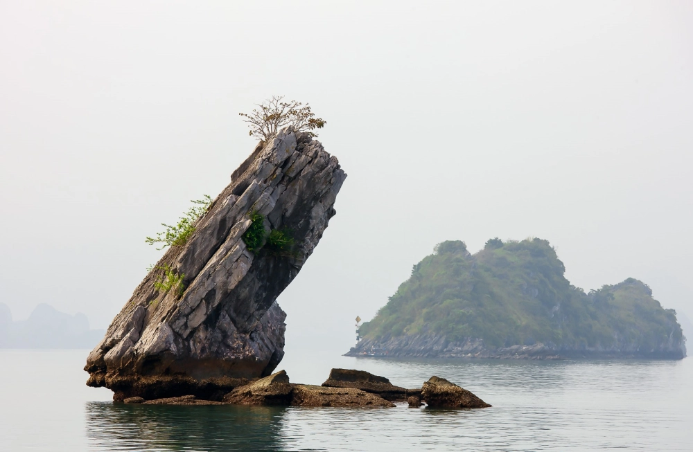 Khám phá ý nghĩa hòn trống mái trong văn hóa Việt Nam