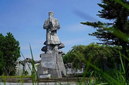 Khu Di Tích Hải Thượng Lãn Ông Hưng Yên: Khám Phá Vùng Đất Y Võ
