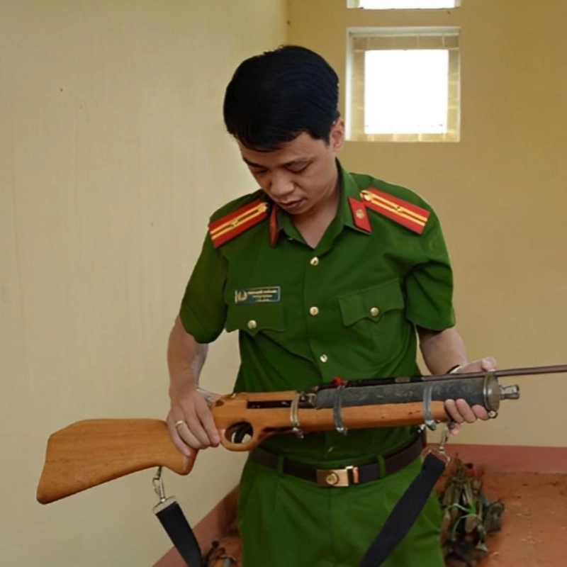 La bài meme công an đầy sáng tạo và giải trí