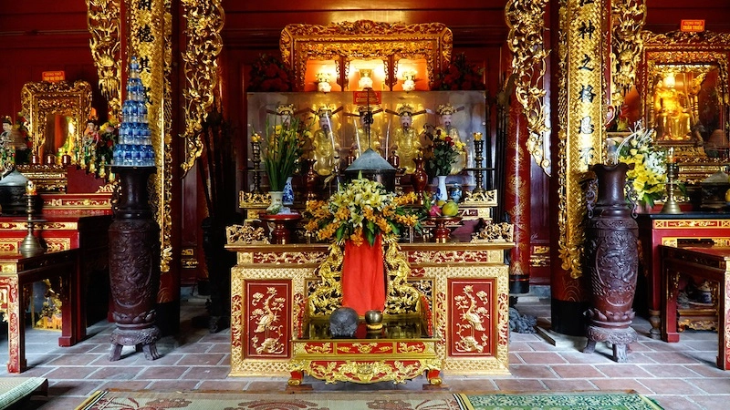 Lễ đền Ông Hoàng Mười, những nghi lễ đặc sắc tại ngôi đền linh thiêng này