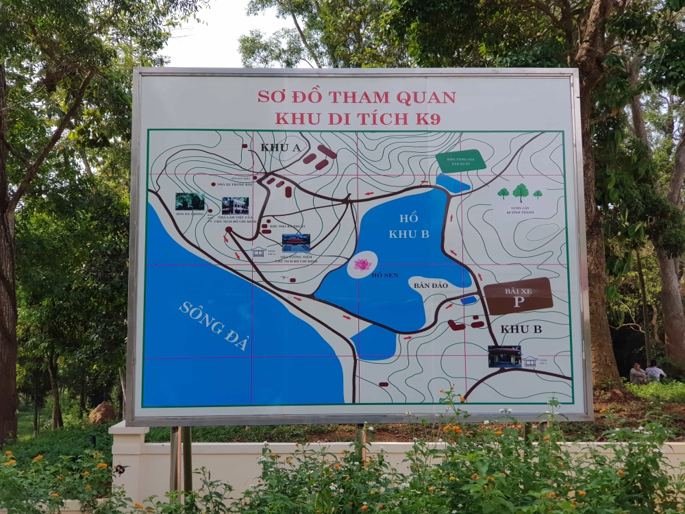 Linh thiêng tại đền thờ Bác Hồ K9