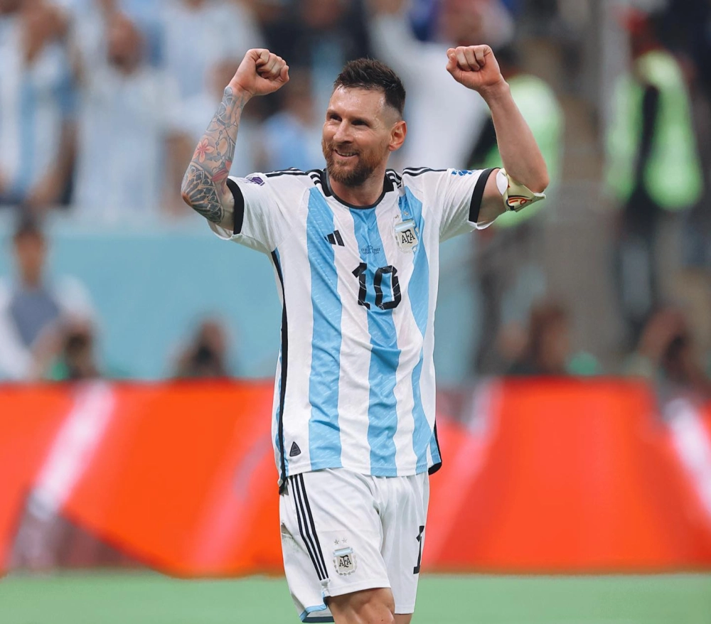 Lionel messi là huyền thoại bóng đá với kỹ thuật xuất sắc.