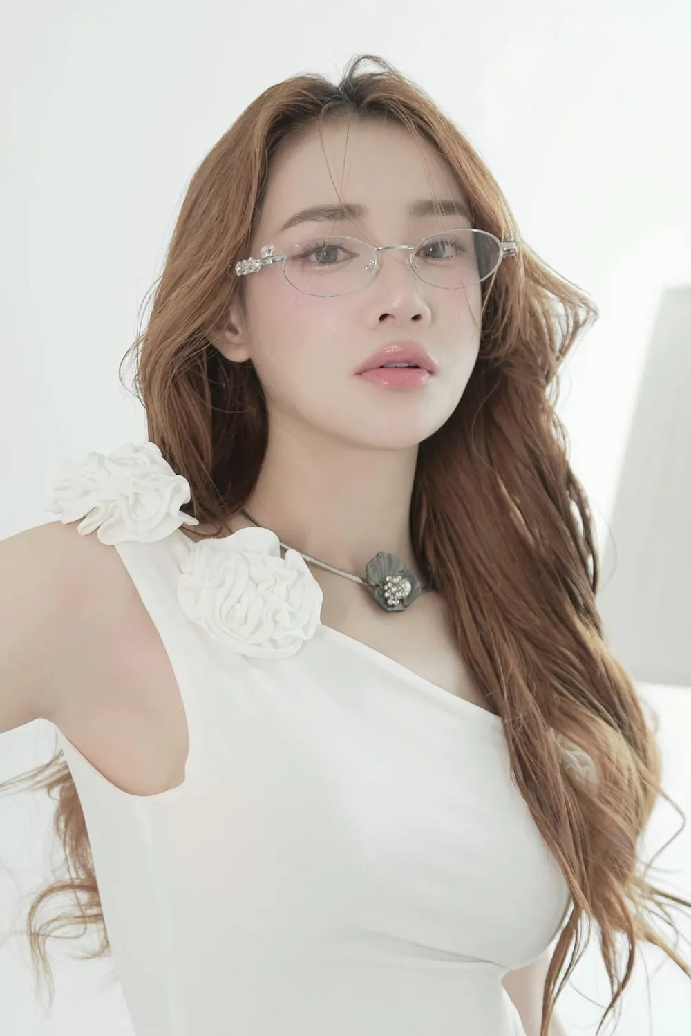 Lộ diện tại 2 ngày 1 đêm Nhã Phương gây bất ngờ