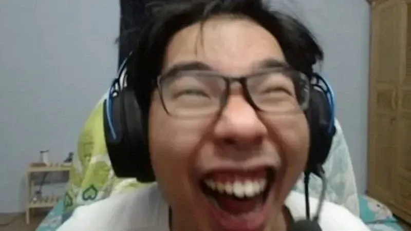 Meme cười lớn cười không kiềm chế, viral khắp mạng xã hội