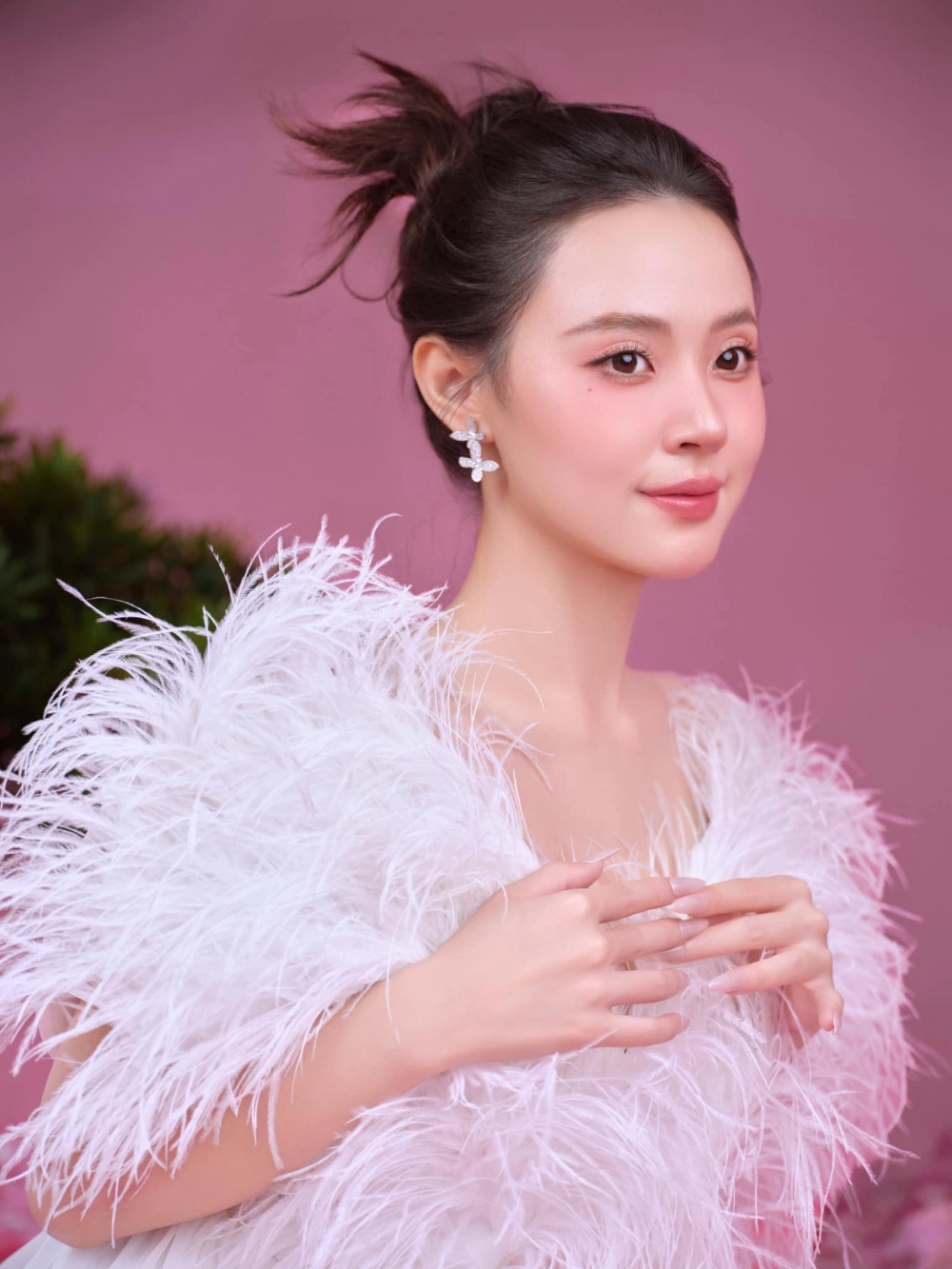 Midu chiều cao luôn là một trong những điều khiến người hâm mộ tò mò về cô ấy