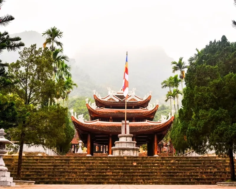 Một trong những thắng cảnh chùa hương nổi bật miền Bắc