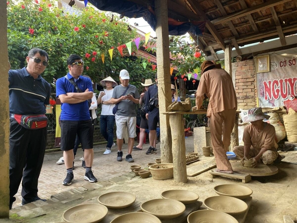 Mua ngay sản phẩm làng gốm thanh hà làm quà lưu niệm tinh tế