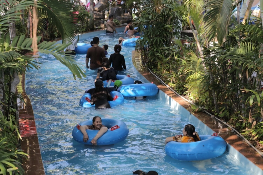 Mua vé cực nhanh tại mua vé công viên nước đầm sen