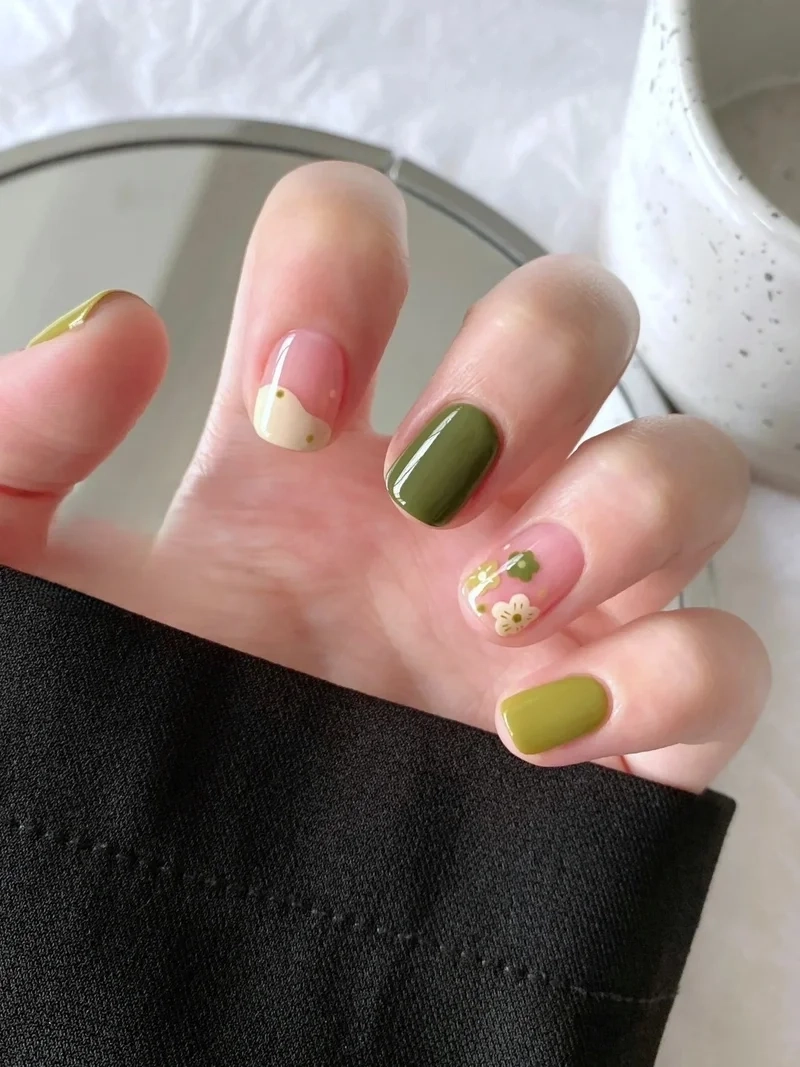 Nail xinh cute giúp đôi tay thêm nổi bật đầy tinh tế