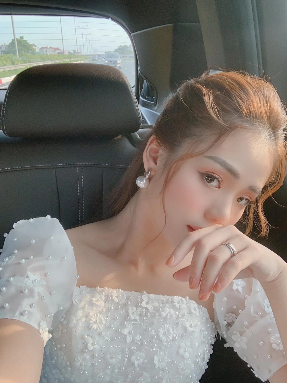Nguyễn Hương Ly đã trở thành một cái tên quen thuộc trong làng nhạc Việt