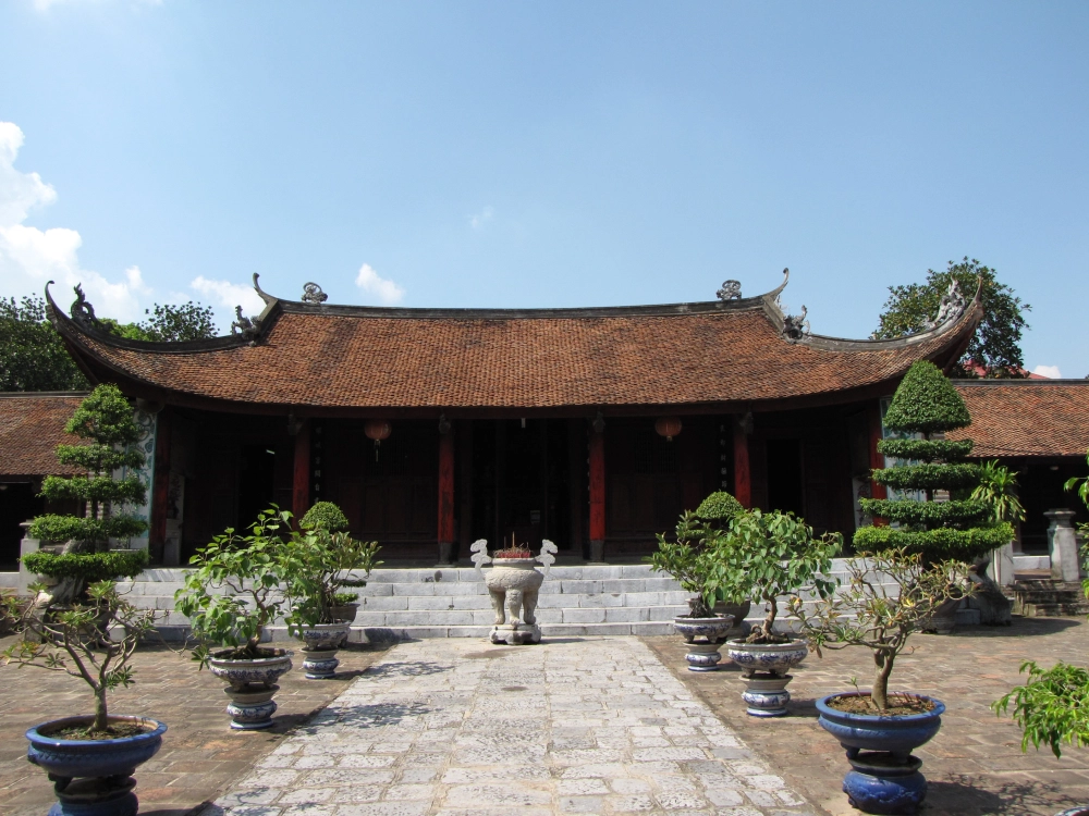Nhìn lại thành Cổ Loa xưa với những nét đặc trưng cổ kính