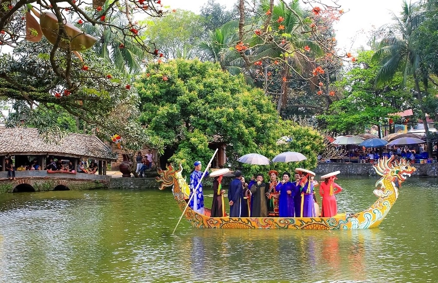 Phong cảnh chùa Thầy, đẹp như tranh vẽ với những cảnh vật tự nhiên tuyệt vời